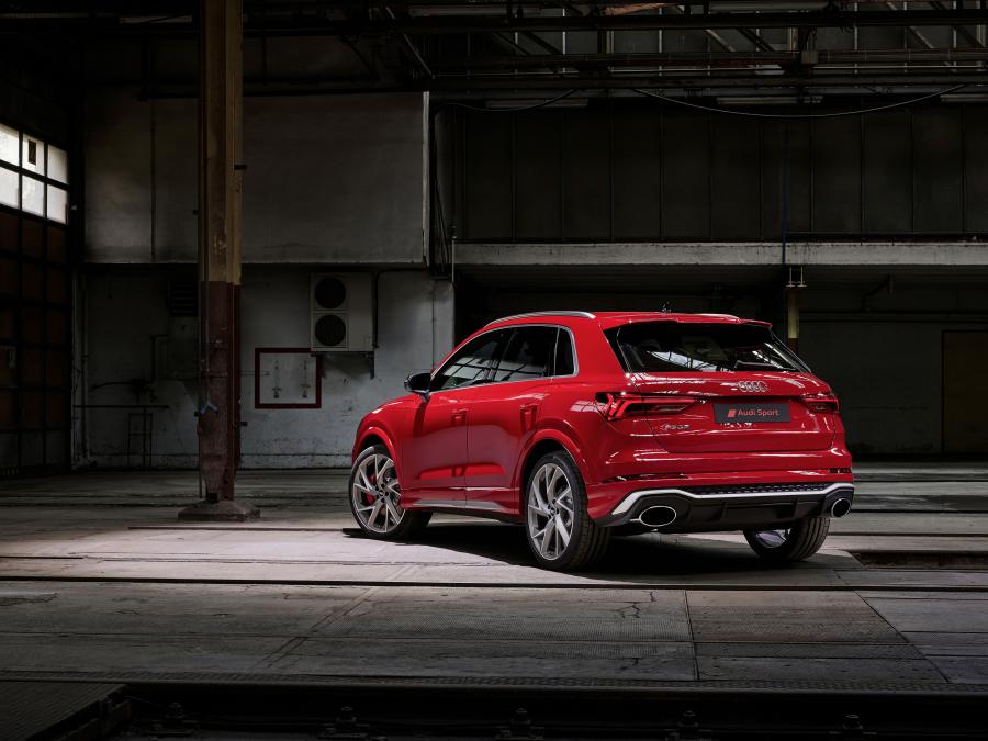  Audi RS Q3 2019 года  (WW) (фото 33 из 65)
